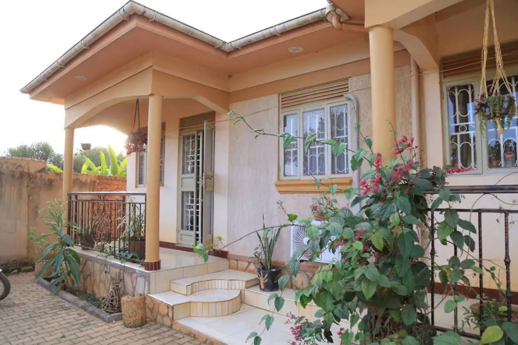 Ssenge Airbnb Apartment Kampala