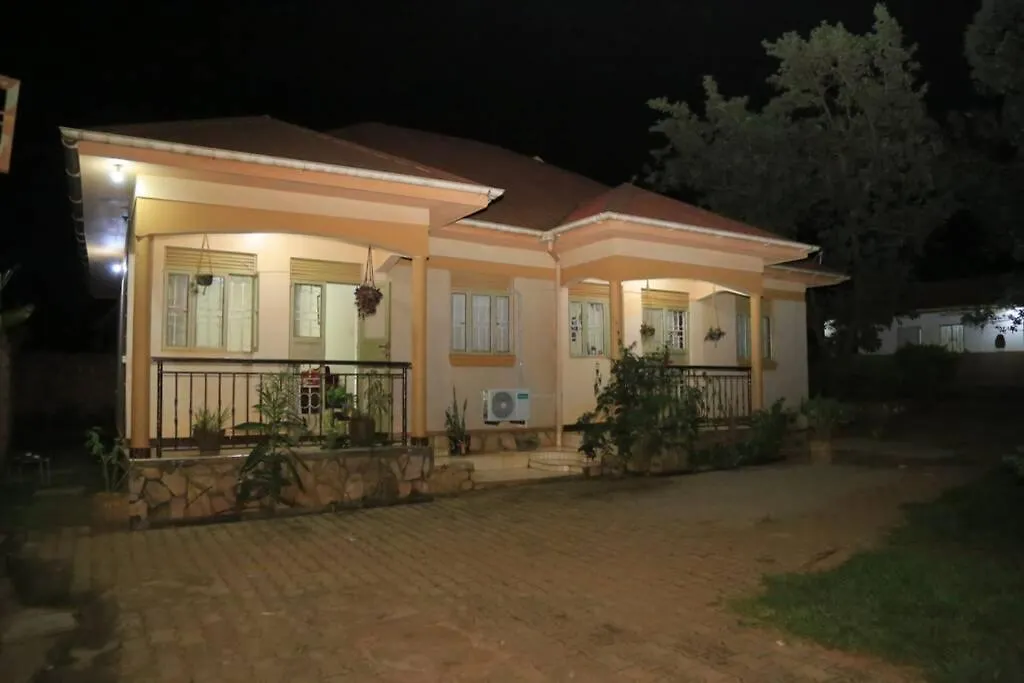 Apartment Ssenge Airbnb Uganda